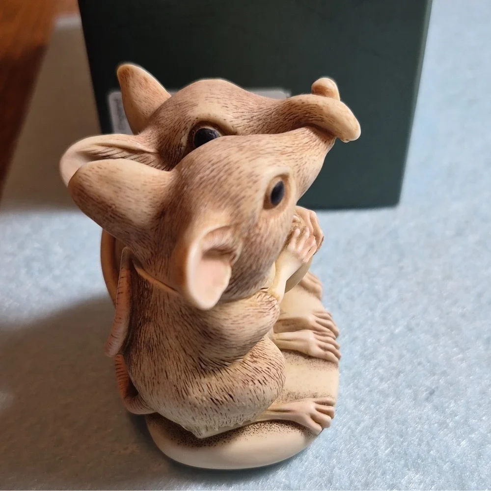 HARMONY KINGDOM Treasure Jests Love Story Mouse 2006 Resin Trinket Boxed